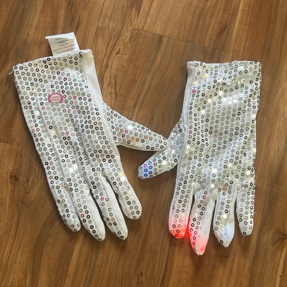 ‼️ Halloween Light Up Gloves